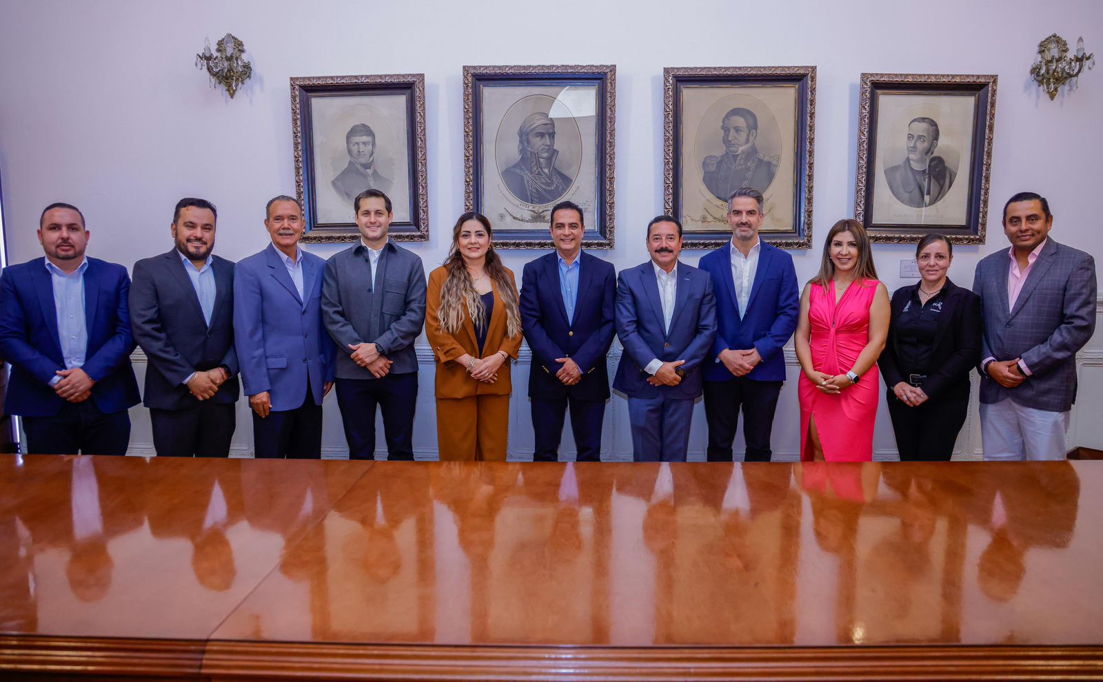 Formalizan proceso entrega-recepción en gobierno municipal