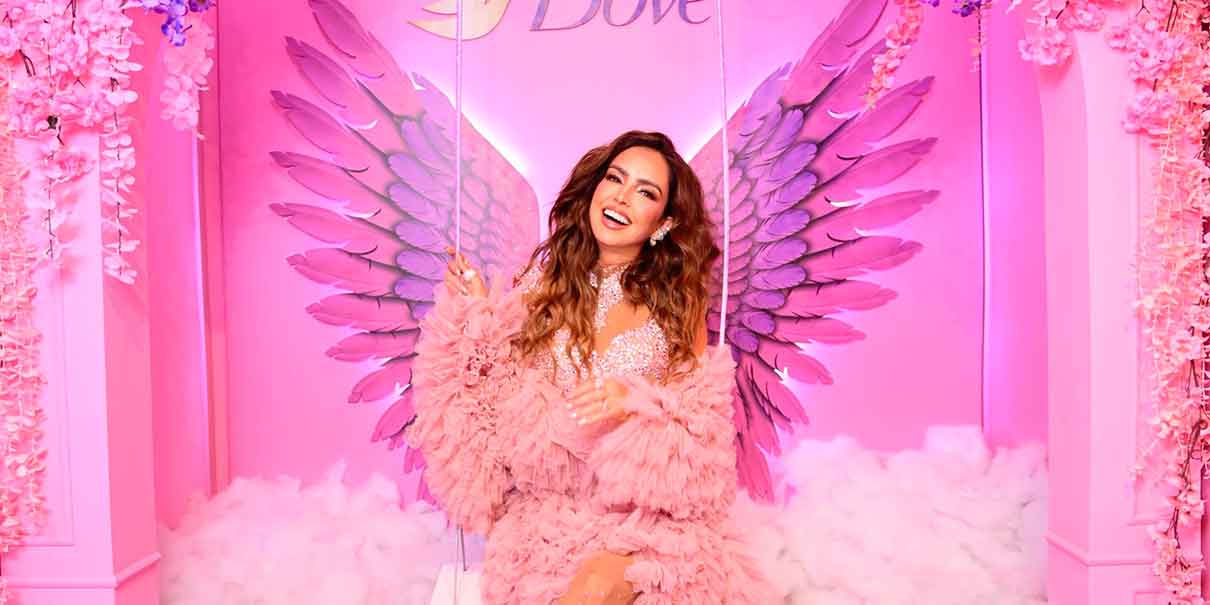 Karla Díaz inaugura la Pinky Promise Experience: una fantasía rosa hecha realidad