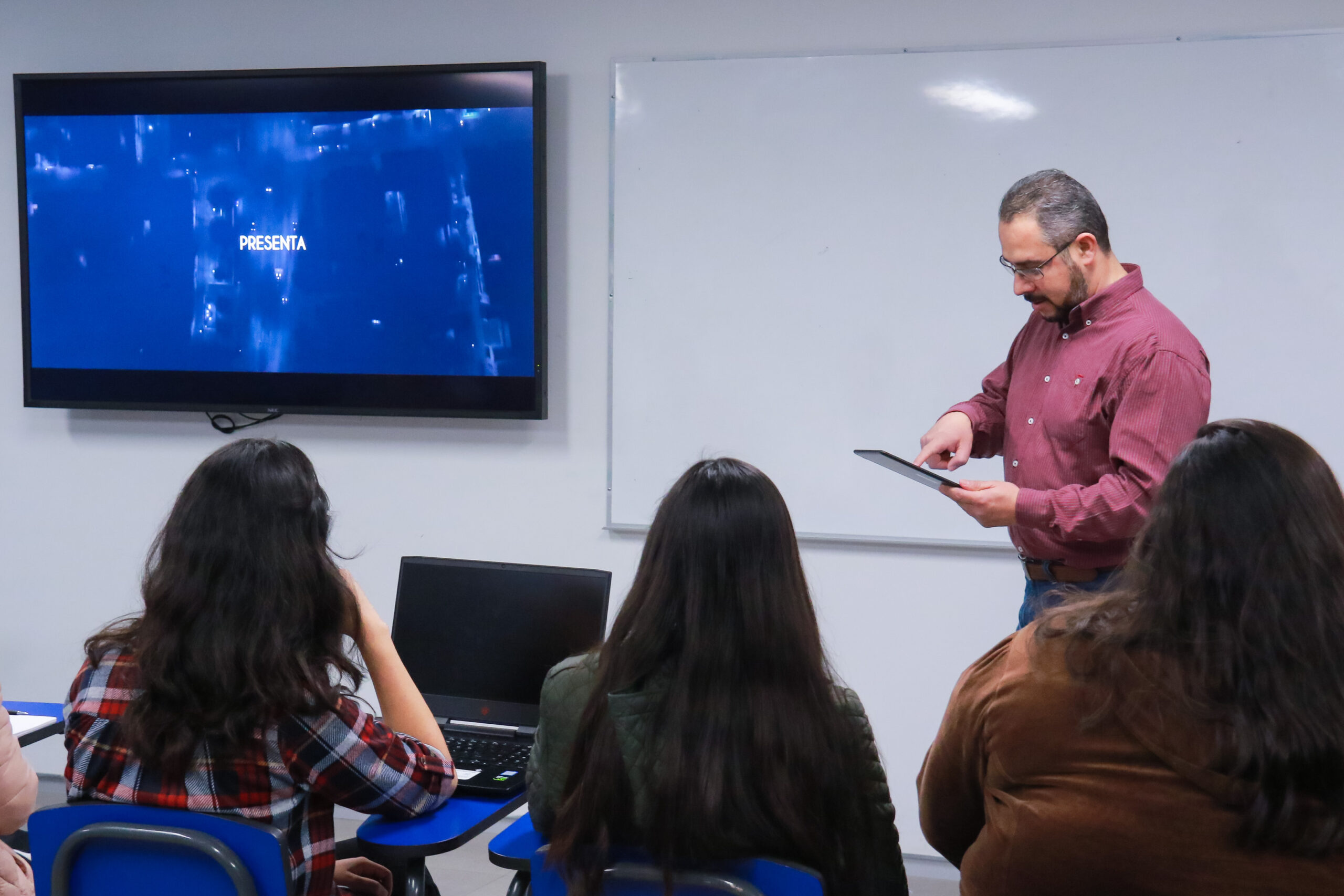 Profesores de la UAA, obligados a capacitación constante: rectora