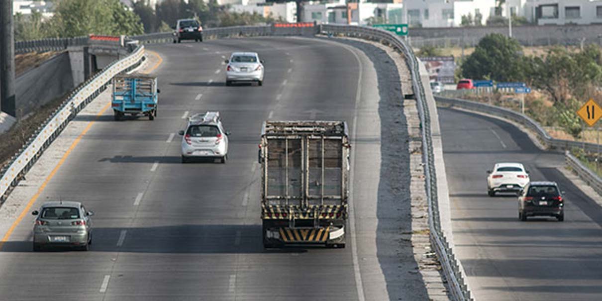 Periférico de Puebla: cómo los delincuentes usan piedras para atracar vehículos