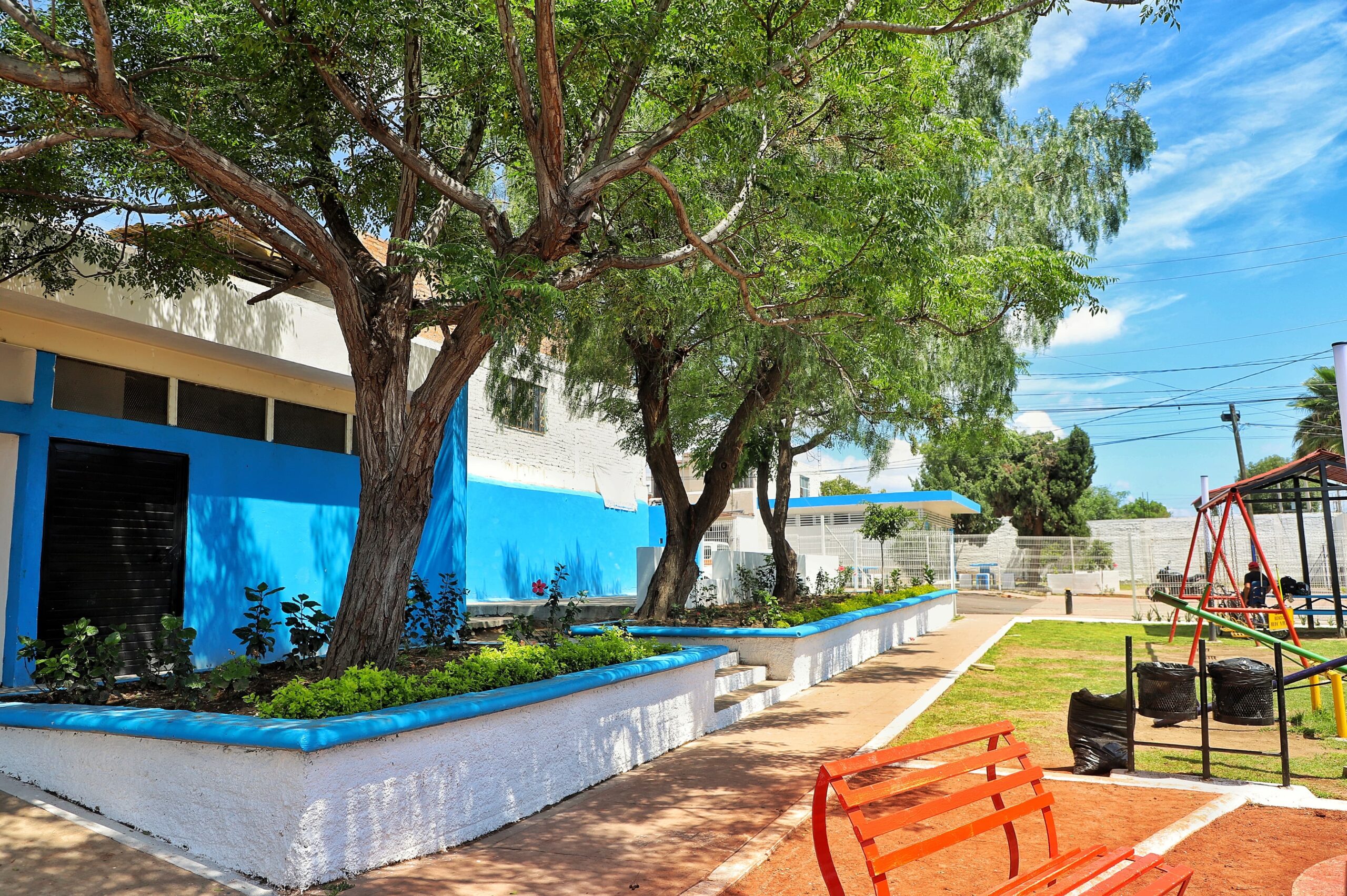 Entregan rehabilitación del Parque Carmen Briseño en Jesús María