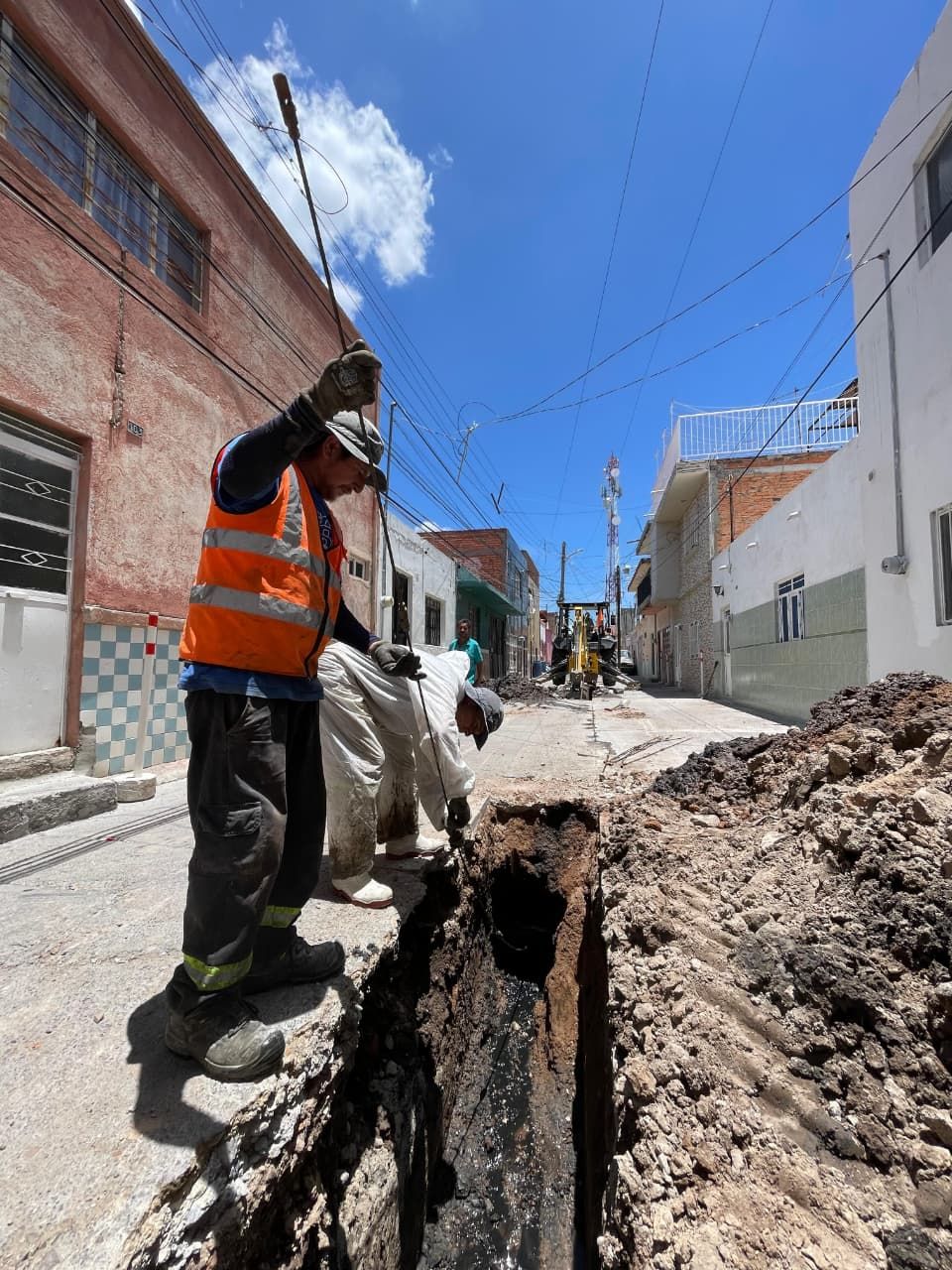 Rehabilta MIAA red de alcantarillado en la colonia San Pablo