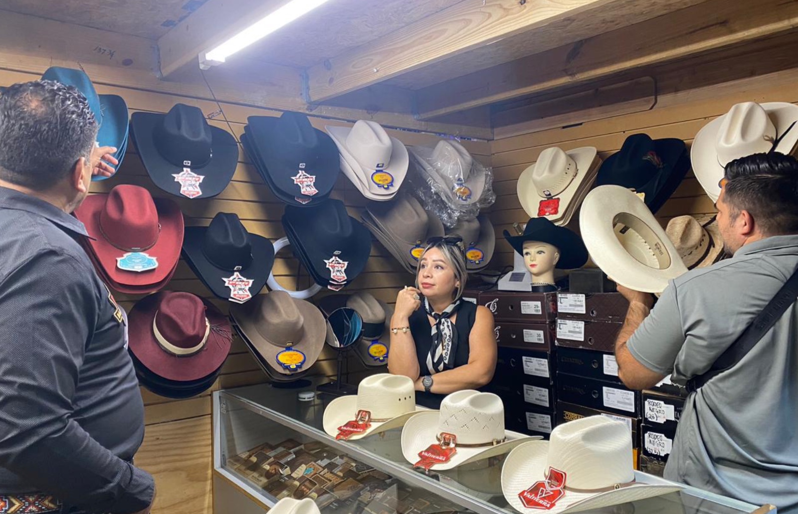 De Guanajuato a Texas: sombreros con sello mexicano buscan cruzar fronteras