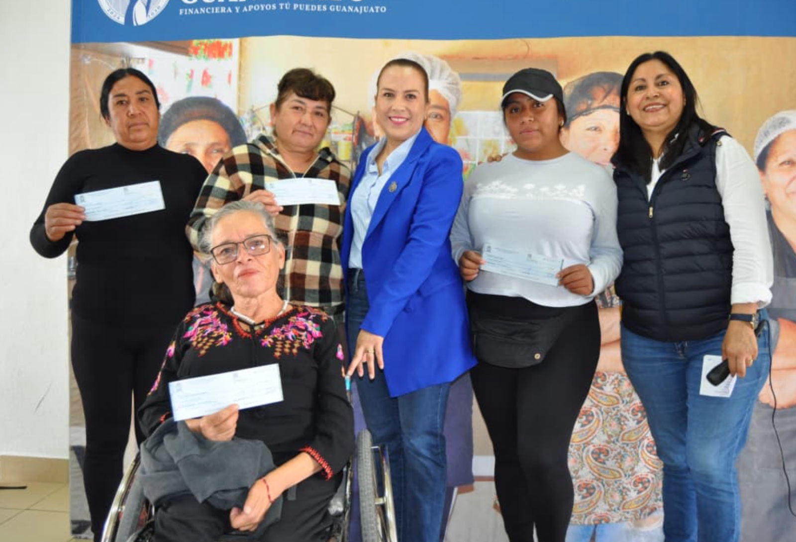 Se gradúan mil 700 nuevos emprendedores en Guanajuato con el programa “Tú Puedes”