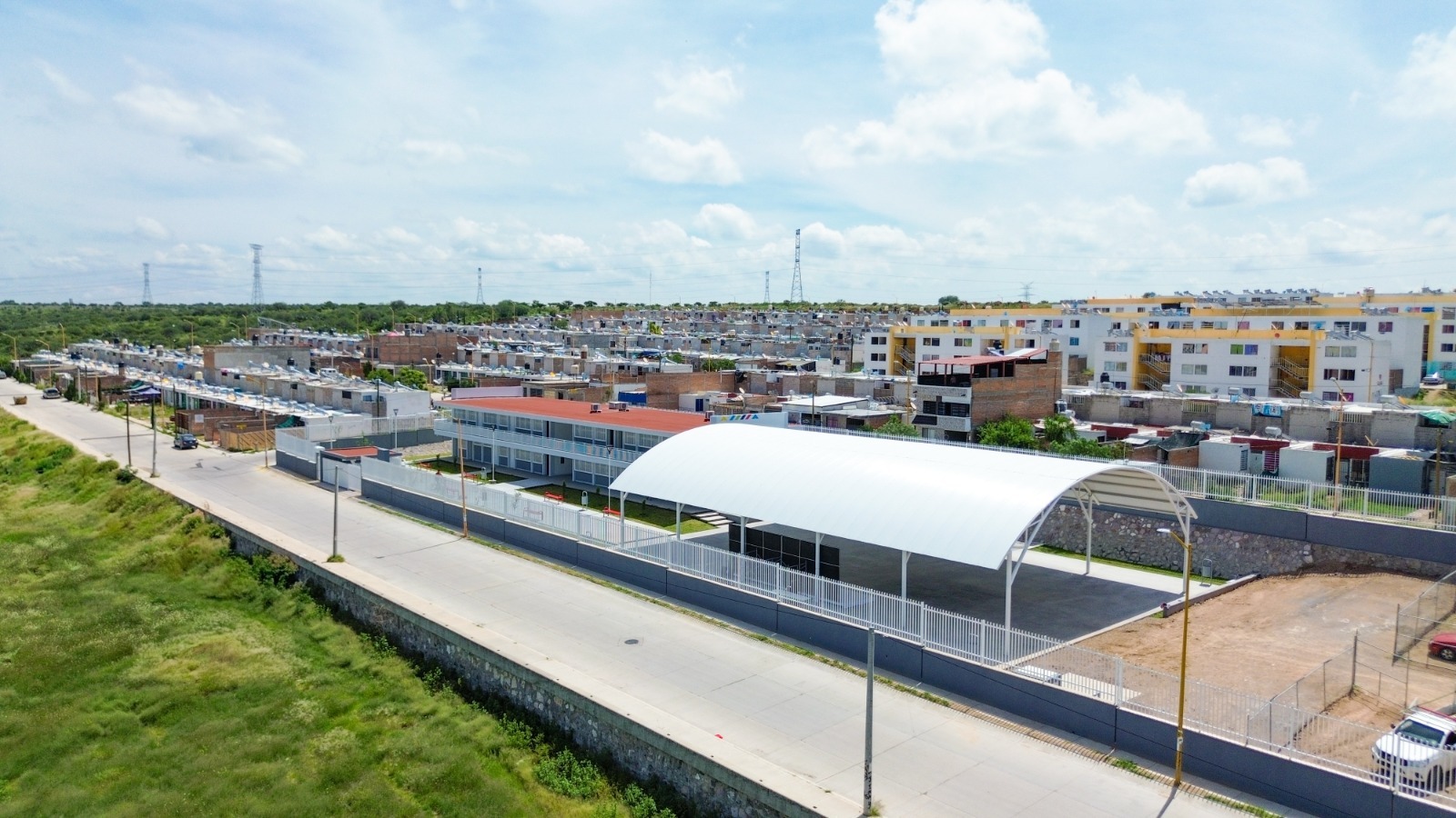Invierten más de 500 millones en escuelas y ampliación educativa en Aguascalientes