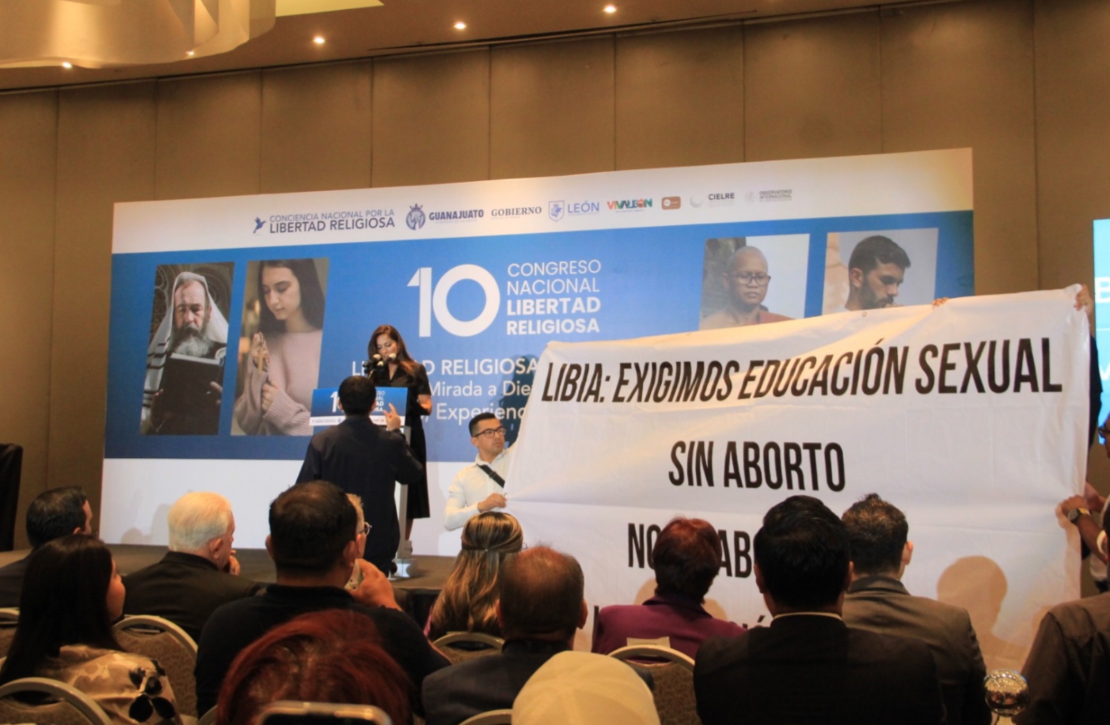Gobernadora de Guanajuato defiende programa piloto de educación sexual sin estereotipos