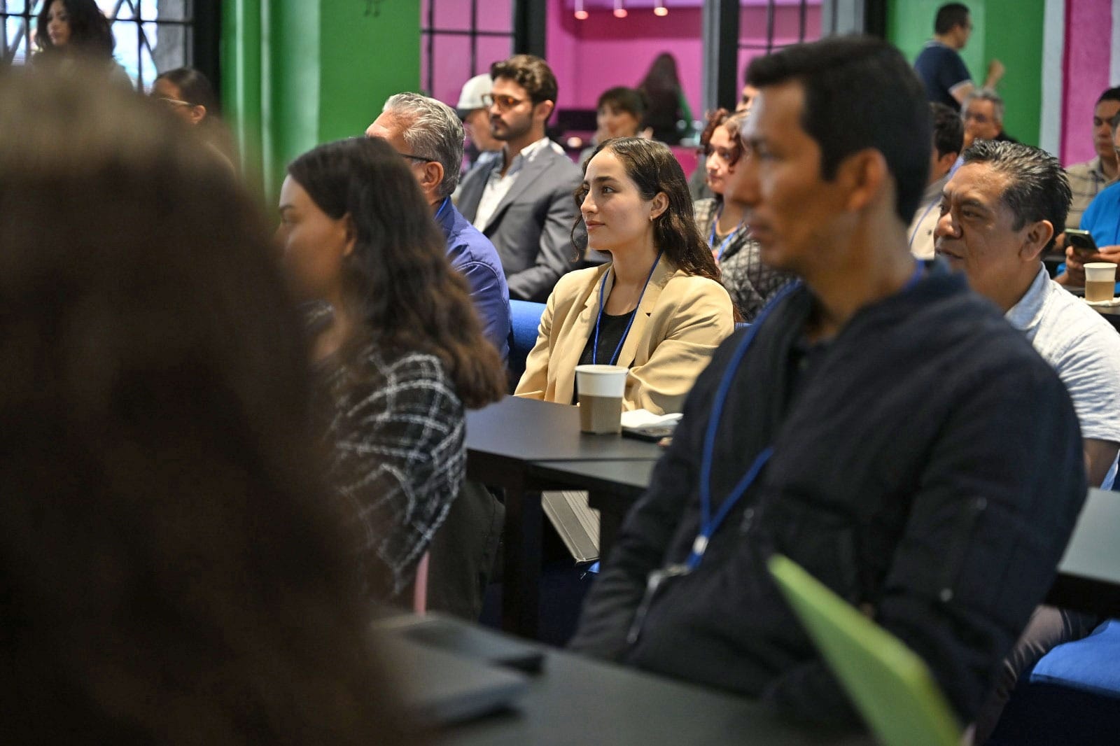 Más de 80 emprendedores aprenden a usar inteligencia artificial con Google y Nubosoft