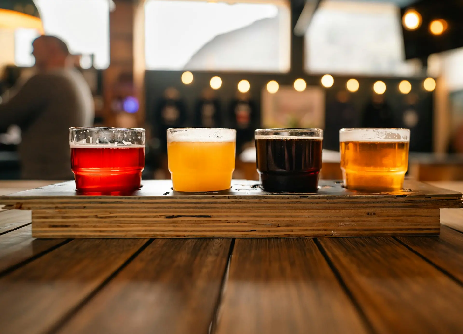 Mujeres ganan terreno en la producción de cerveza en Aguascalientes