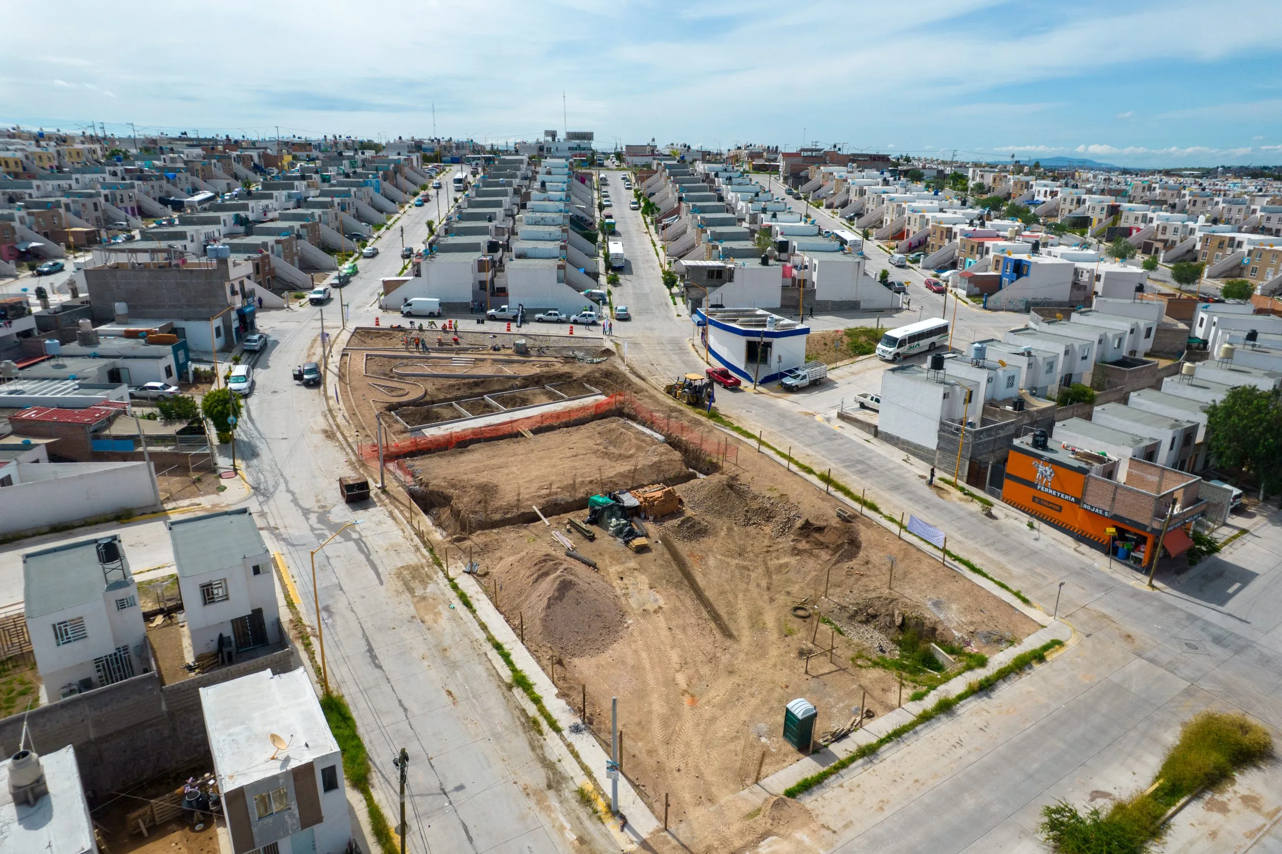Inicia construcción de nuevo parque en Villa Montaña