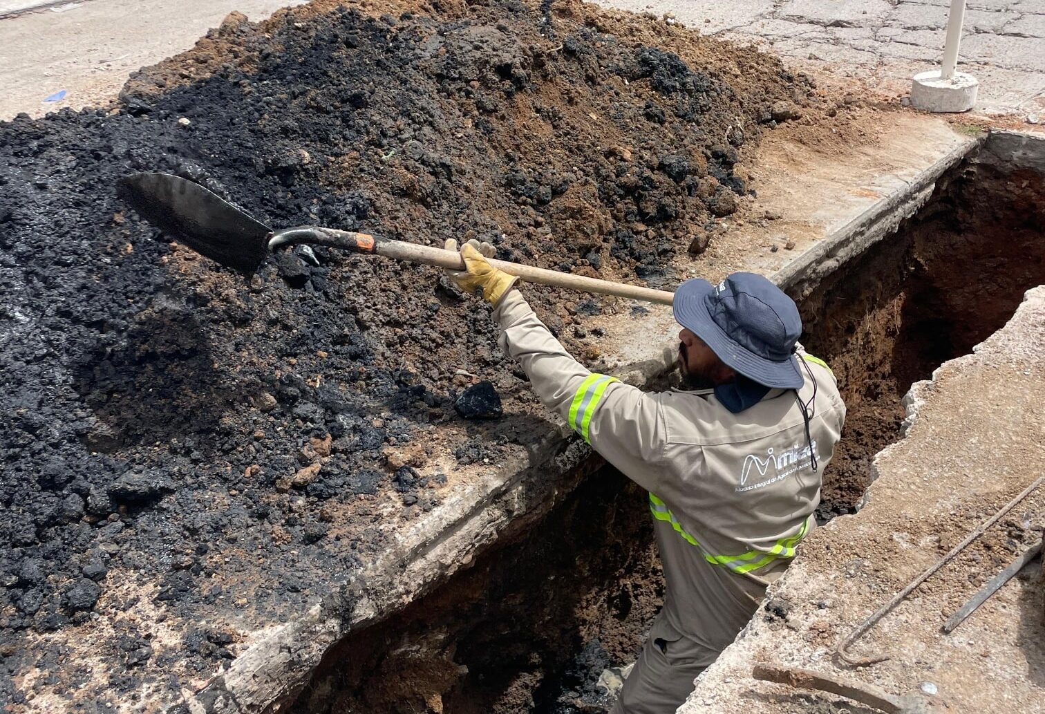 MIAA realiza trabajos de rehabilitación de alcantarillado en distintos puntos de la ciudad