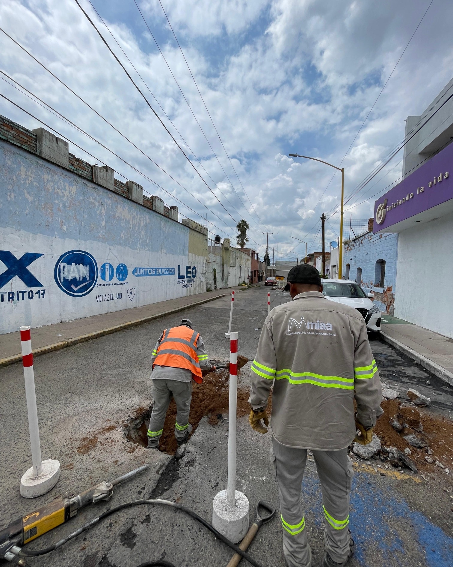 MIAA realiza trabajos de rehabilitación atiende fuga de agua potable en distintos puntos de la ciudad