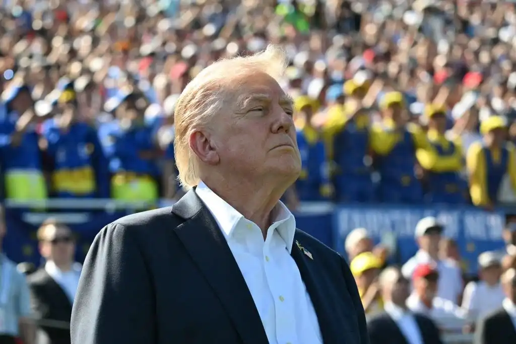 Trump insiste en imponer aranceles de 100 % a películas extranjeras: &#8216;Nuestro negocio ha sido robado de Estados Unidos&#8217;