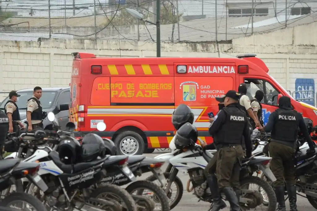Violencia sin freno en prisiones de Ecuador: 14 reclusos muertos y un guardia asesinado en un nuevo enfrentamiento