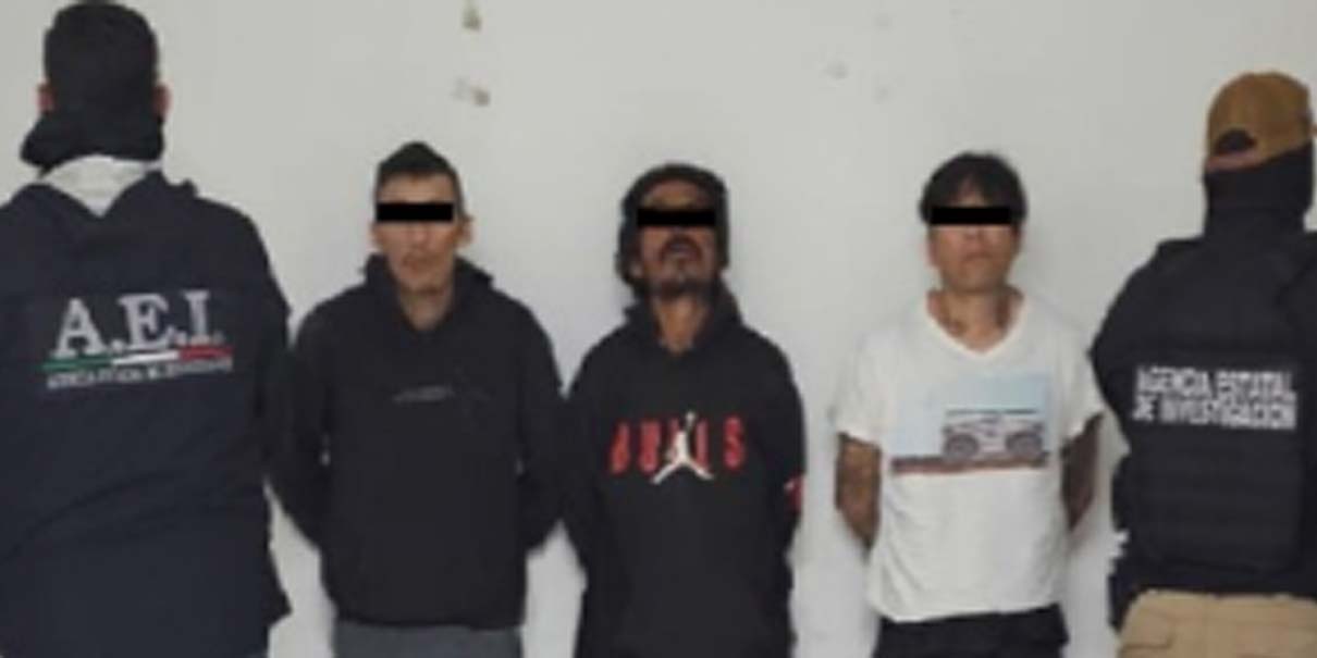 Detienen a tres hombres por hallazgo de cuerpo entambado en Puebla