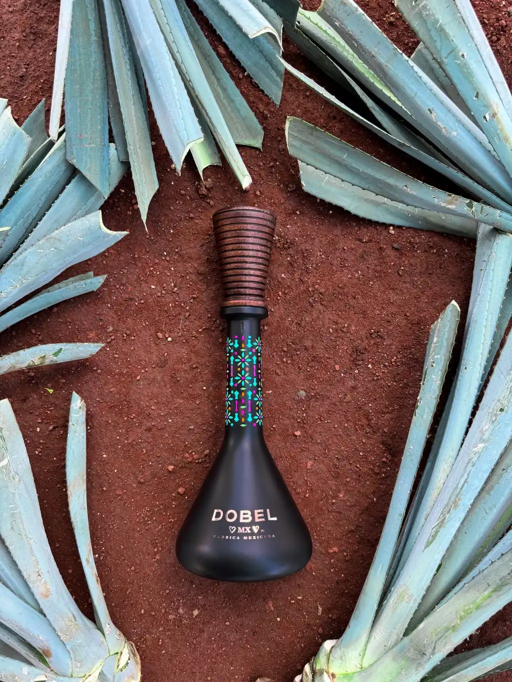 Entre recuerdos de infancia nace Dobel MX, el primer tequila añejado en barricas de roble mexicano
