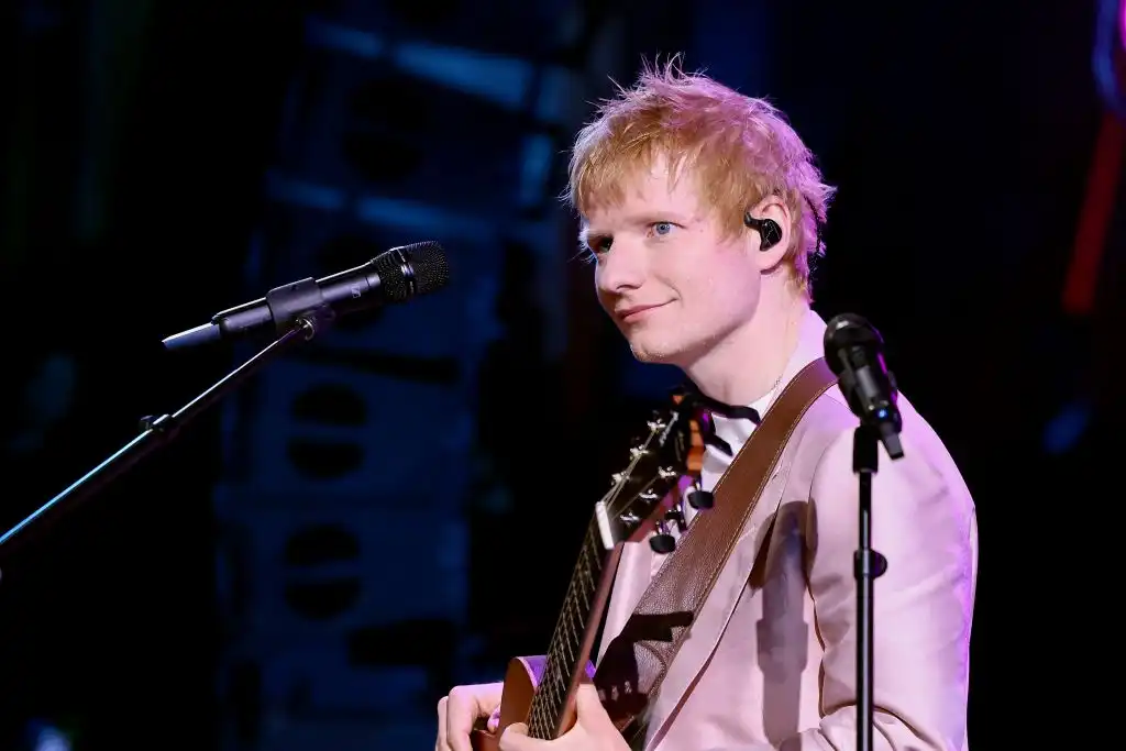 Ed Sheeran lanza nuevo álbum y anuncia mudanza temporal a Estados Unidos