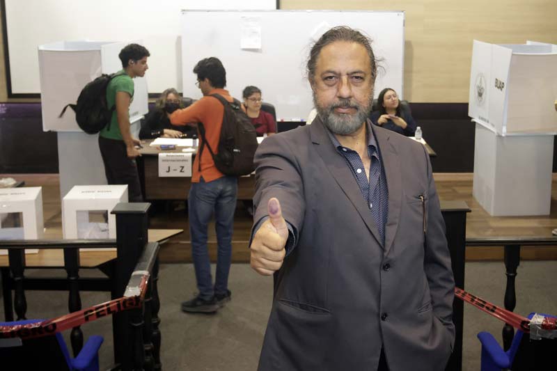 Elección de rector BUAP 2025-2029: alumnos y personal acuden a votar
