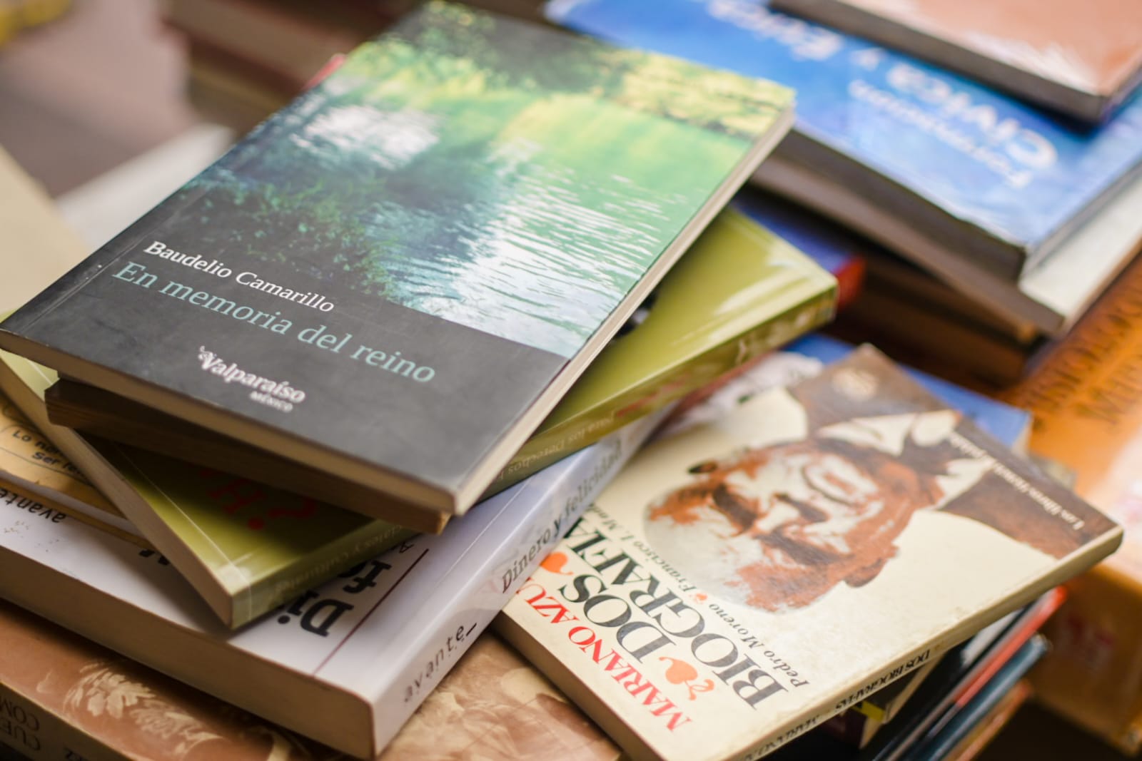 Aguascalentenses donan casi 14 mil libros a bibliotecas públicas