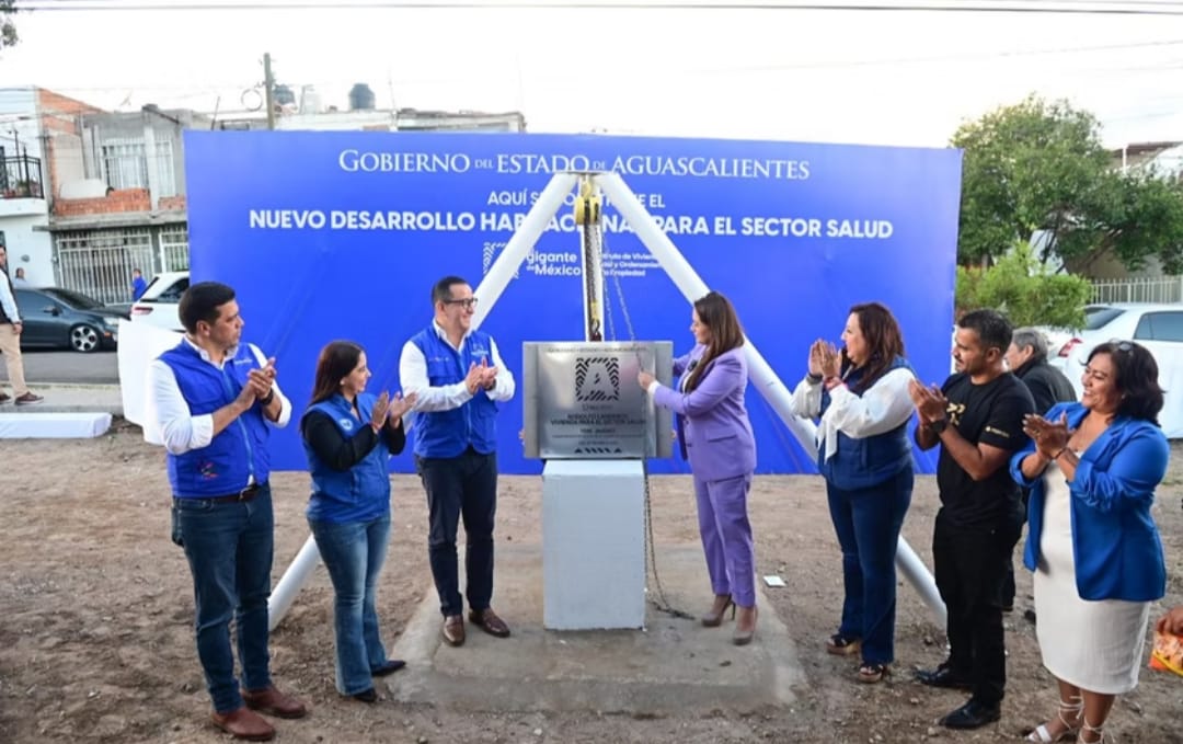 Construye gobierno nuevas viviendas para trabajadores del sector salud