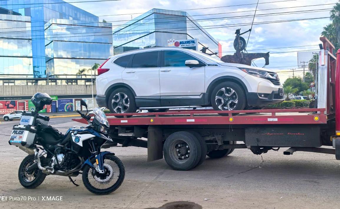 Policía estatal recupera vehículo con reporte de robo en Veracruz