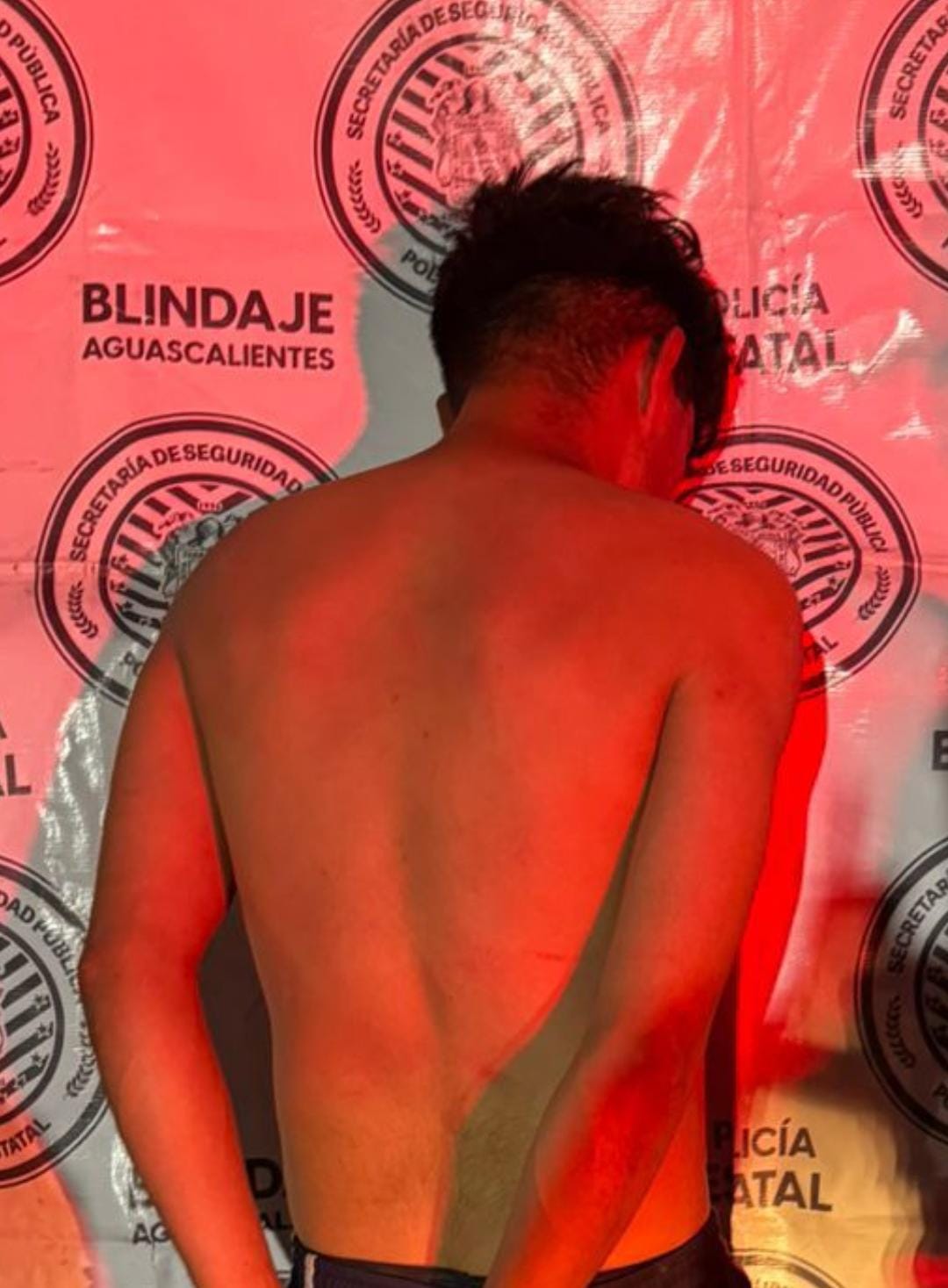 Agrede a su pareja y es detenido por la policía estatal