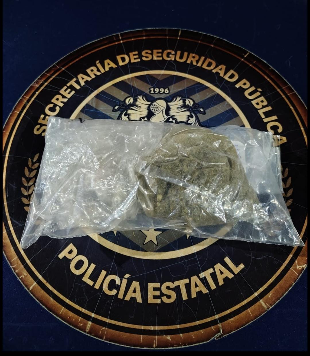 Portaba 40 grs de hierba verde y fue detenido por estatales