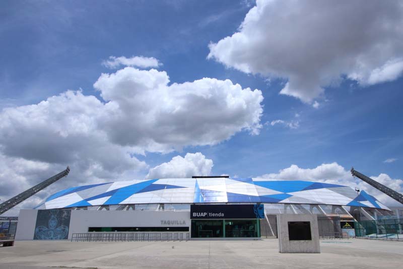 Estadio Cuauhtémoc se remodela; Club Puebla podría jugar en la BUAP
