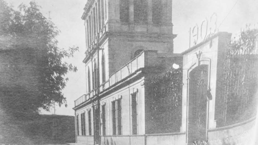 Gobernadora reconoce labor del Hospital Hidalgo en su 122 aniversario