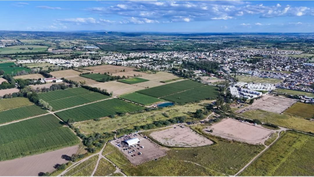 Gobernadora arranca proyecto para vivienda de interés social en Pabellón de Arteaga