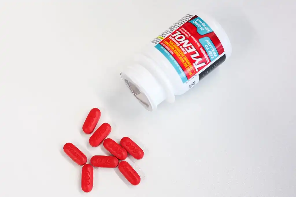 OMS afirma que no hay pruebas de vínculo entre paracetamol, vacunas y autismo