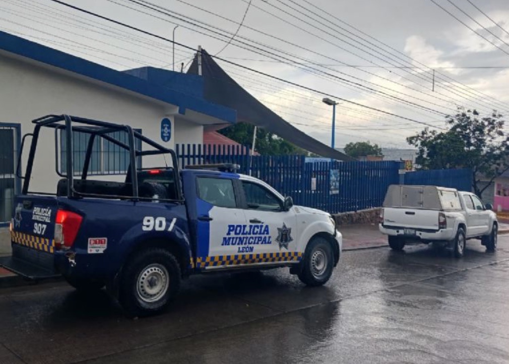 Fallece menor en primaria de León tras presentar complicaciones respiratorias