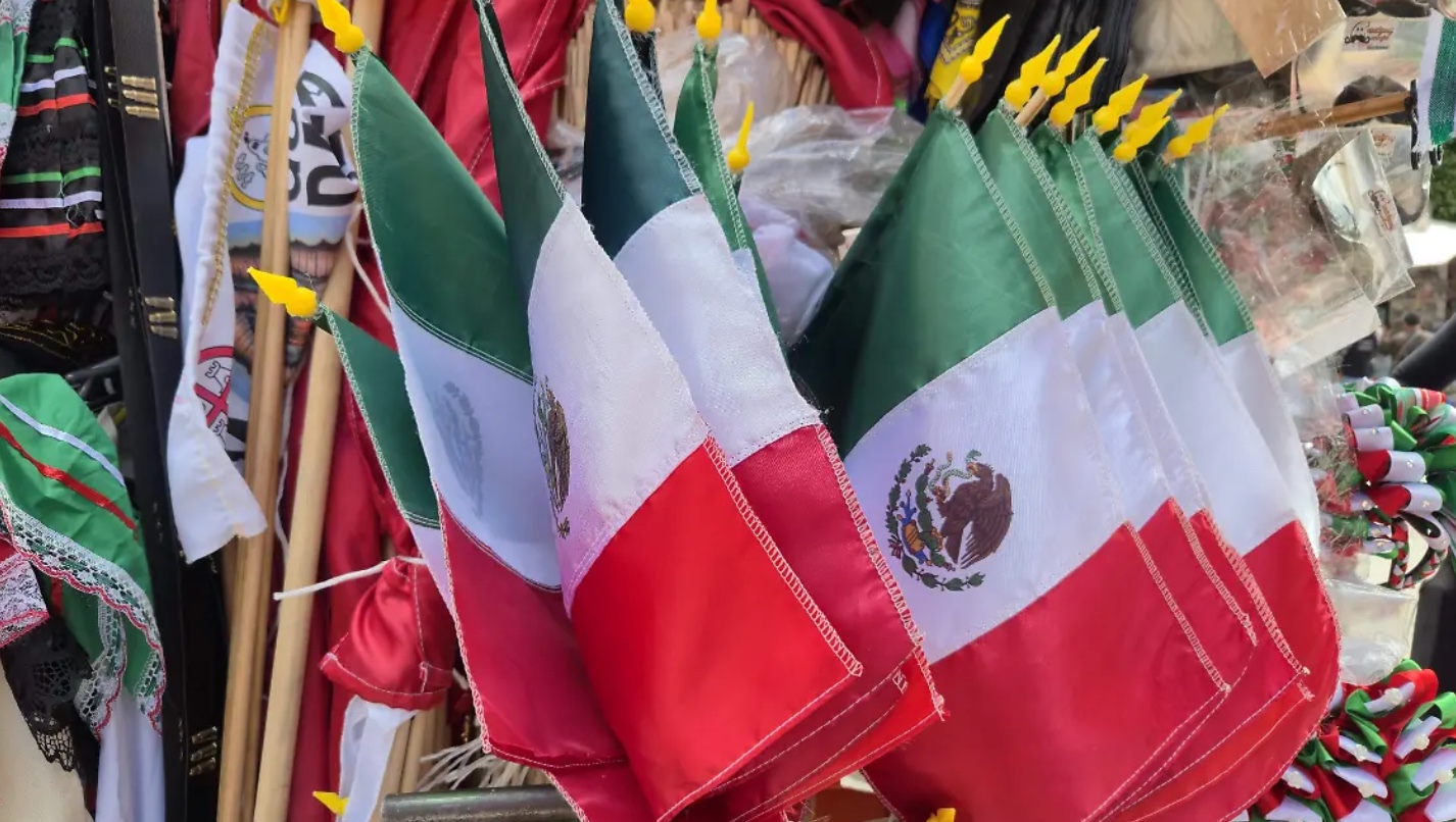 León otorga más de 400 permisos a comerciantes para las fiestas patrias