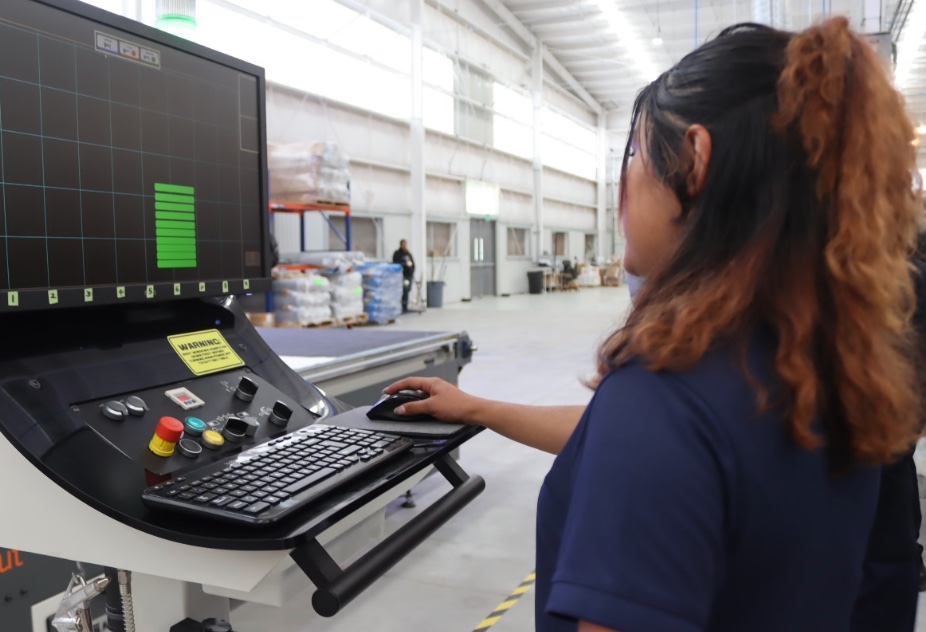 Guanajuato lanzará más de 100 microcredenciales para capacitar talento en la industria automotriz