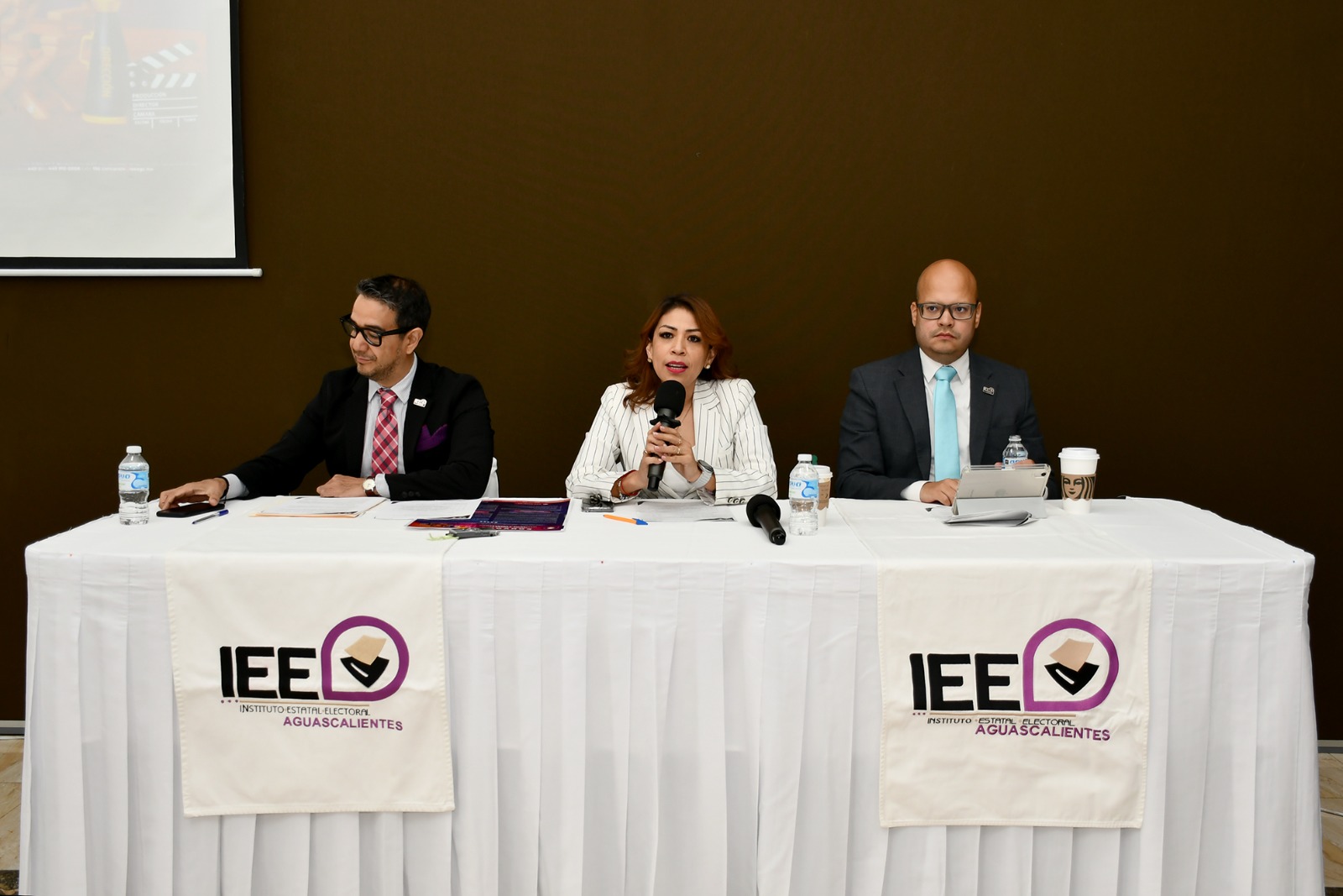 ¿Tienes de 18 a 29 años? Lanza IEE concurso de cortometrajes sobre la democracia