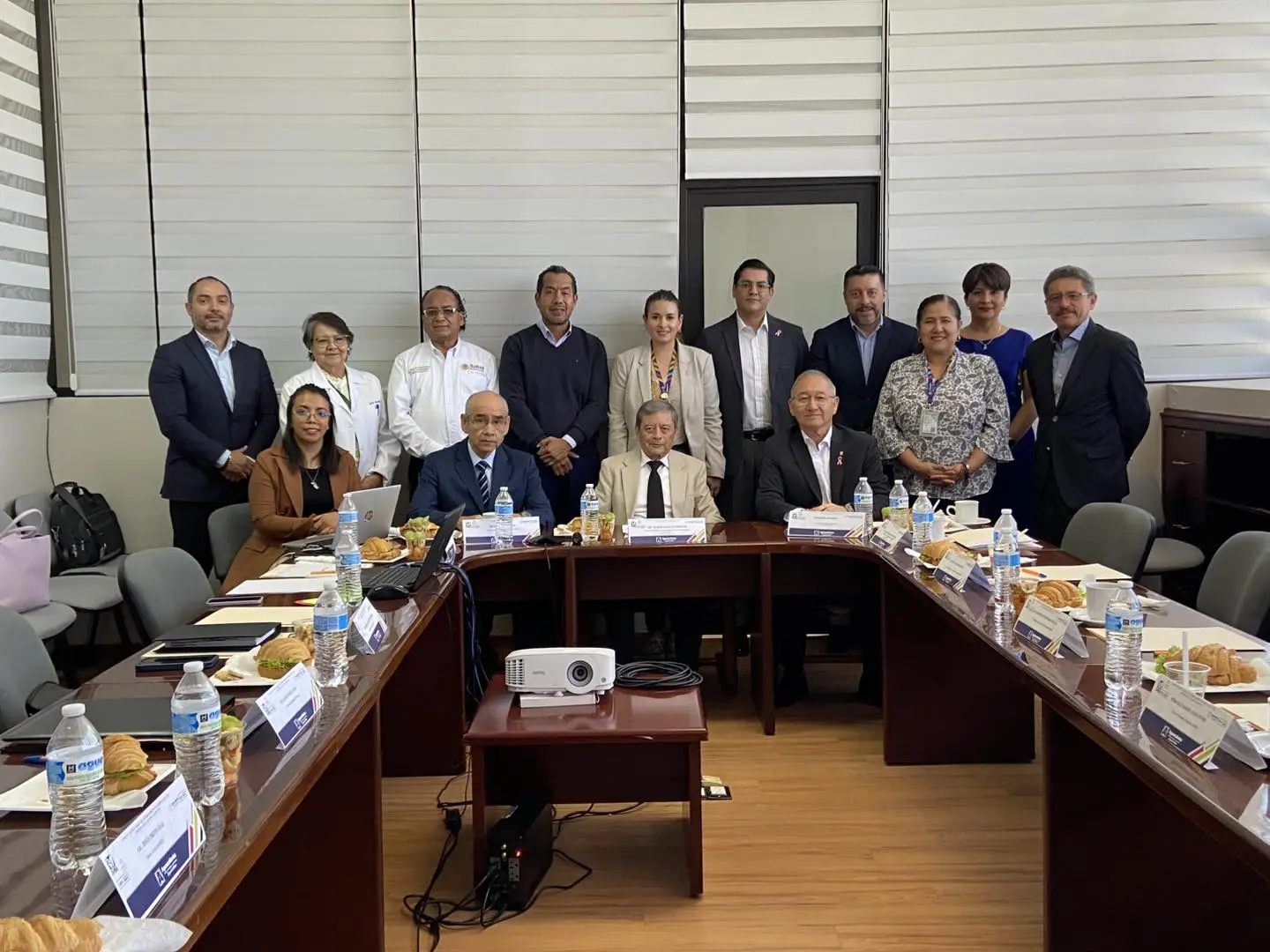 IMSS subrogará servicios al ISSEA: estas son las áreas