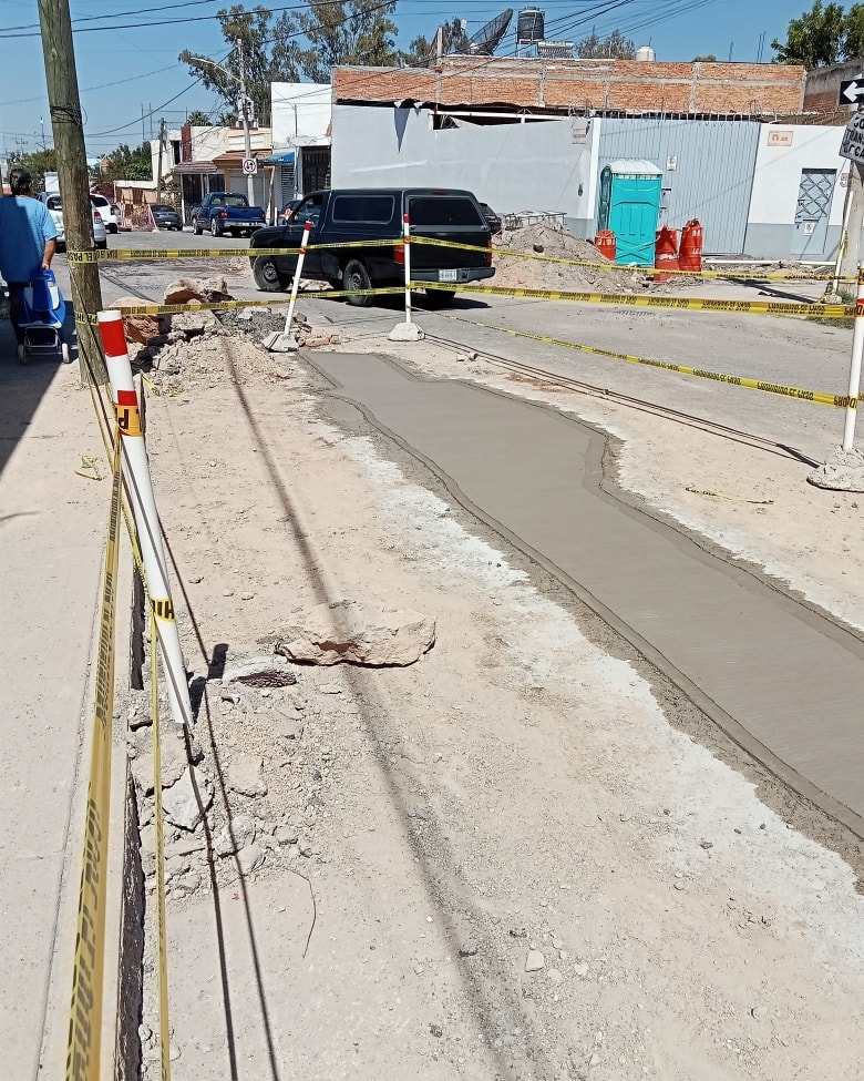 MIAA refuerza trabajos de bacheo para mejorar vialidades en Aguascalientes