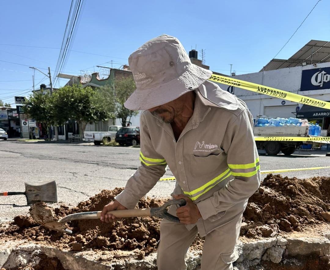 MIAA mejora red de agua potable en El Moderno y Las Brisas