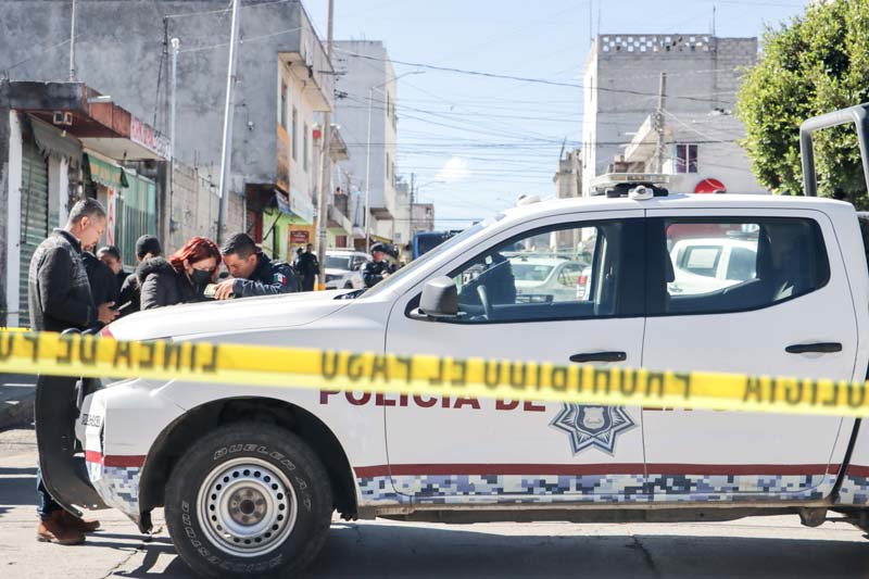 Ejecutan a pareja dentro de camioneta en Barranca Honda; dos más resultan heridos