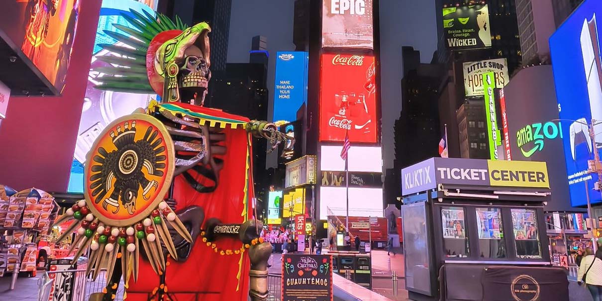 Catrinas monumentales de Atlixco representan a Puebla en Times Square, Nueva York