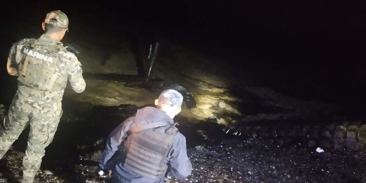 Ruptura de ductos de Pemex causa derrame de gasolina e hidrocarburo en Xicotepec