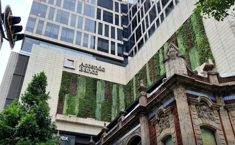 Francisco Serrano exige cárcel para Teresa Castro por el desfalco en Accendo Banco