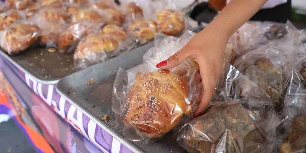 Feria de la Hojaldra 2025: panaderías poblanas invitan a disfrutar del sabor del Día de Muertos