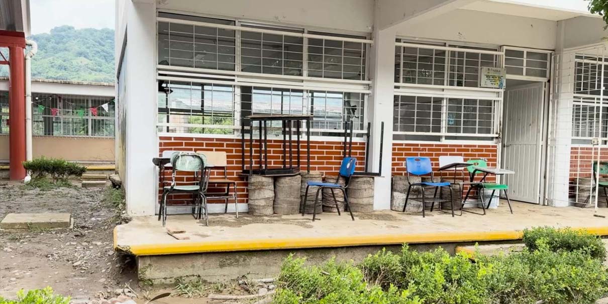 Gobierno de Puebla otorga seguro escolar y 50 millones a productores afectados por tormentas