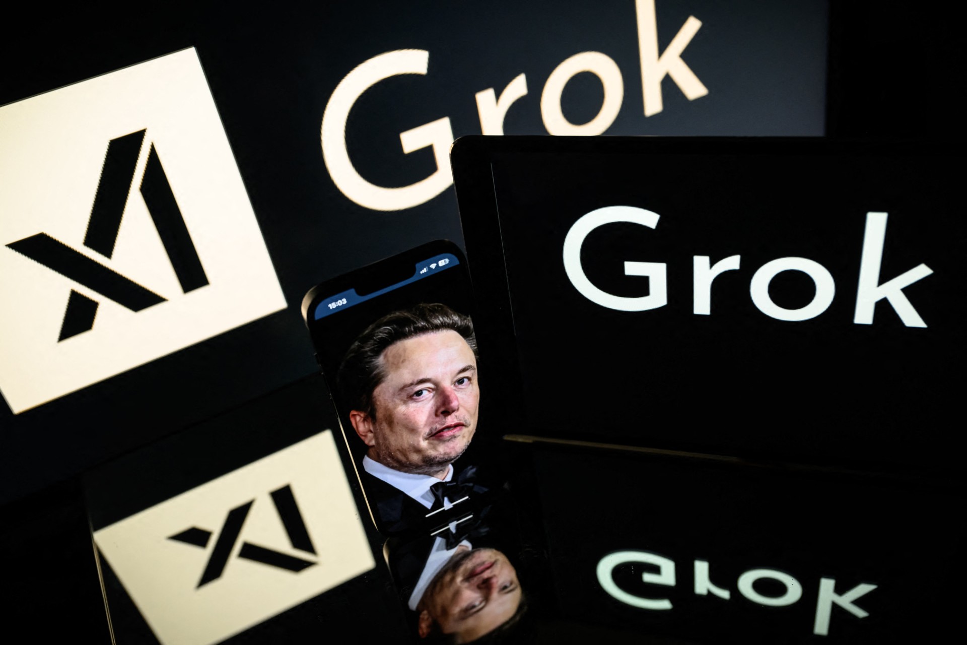 Elon Musk presenta Grokipedia su propia enciclopedia para competir con Wikipedia