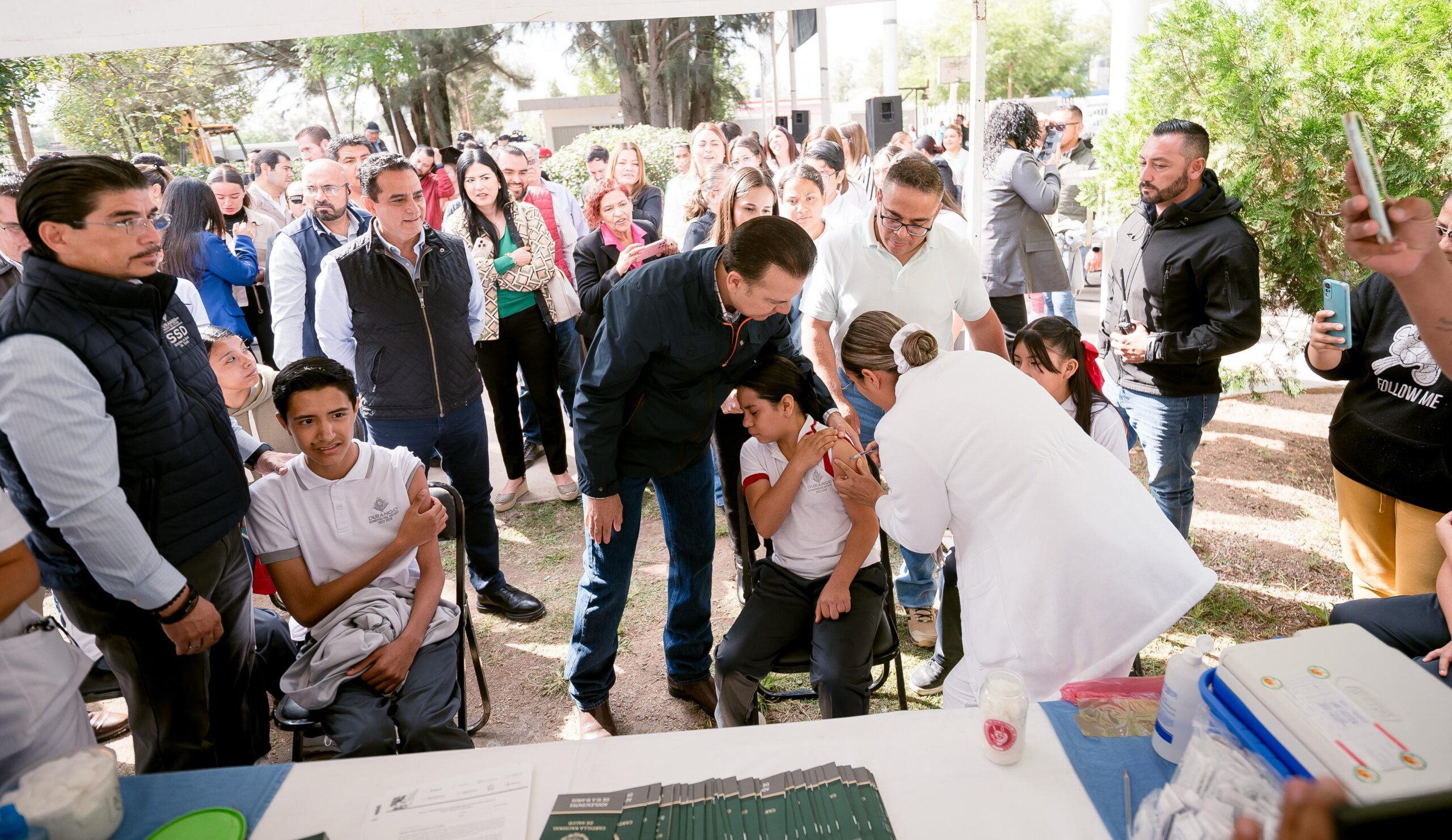 Gobernador pide que niñas se vacunen contra el VPH para prevenir el cáncer cervicouterino