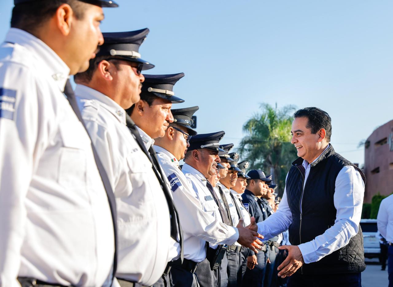 Prometen incentivos para los mejores policías de Durango