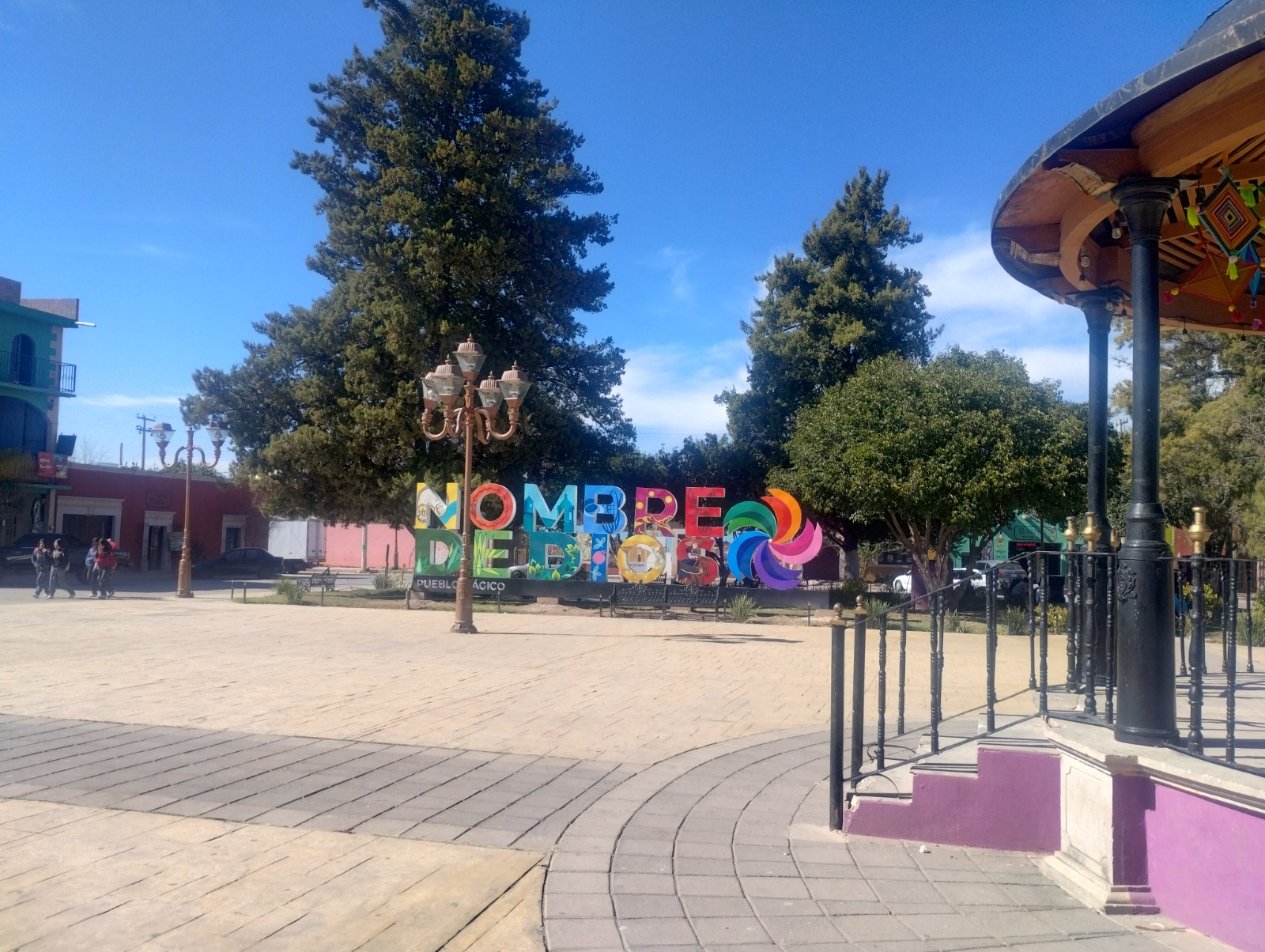 Investigación de la fiscalía lleva a la detención de tres policías de Nombre de Dios