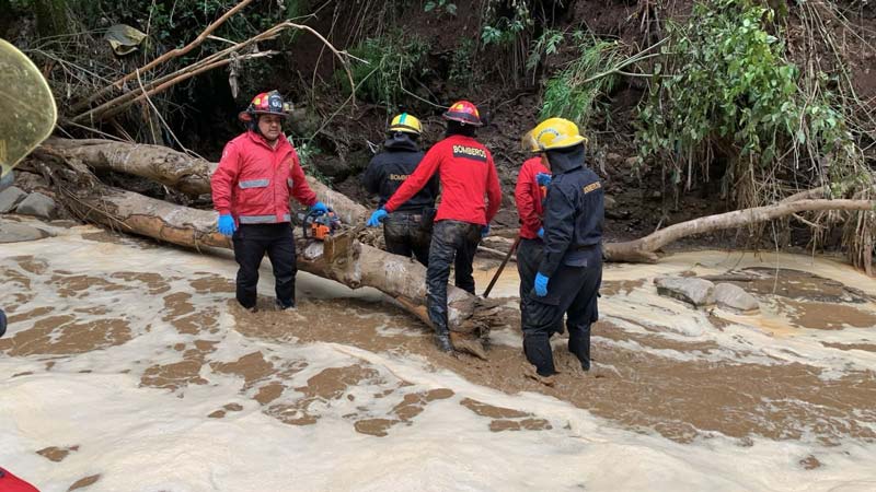 Hallan a otra víctima en Huauchinango; aumenta a 19 el saldo mortal por tormentas