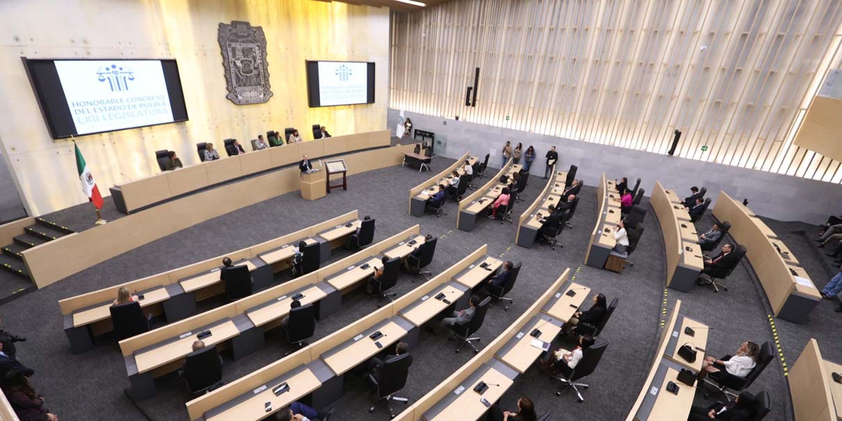 Lucero Carrera Téllez, posible relevo en Comunicación del Congreso poblano