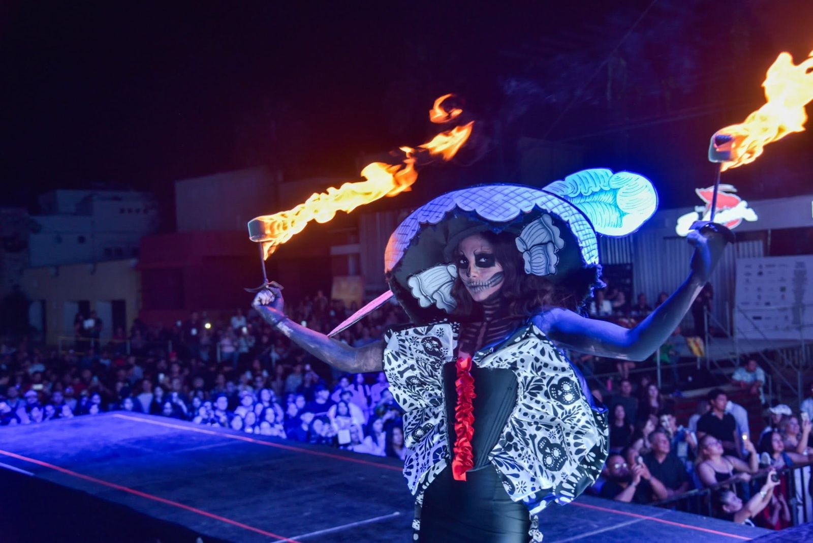 Con beats de Dj, así se vivió la pasarela Catrina Runway: Moda Inmortal by Froylan Navarro